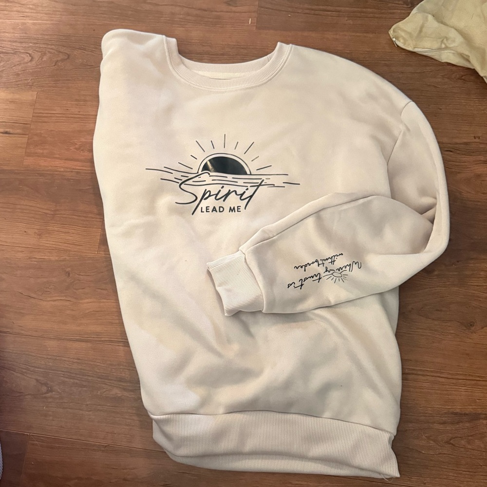 Cream Graphic Sweatshirt SHEIN L